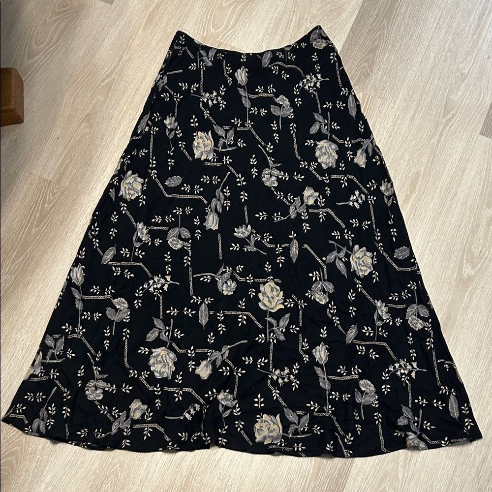 Vintage 90s Mix It Floral Black and Cream Women's A Line Maxi Skirt